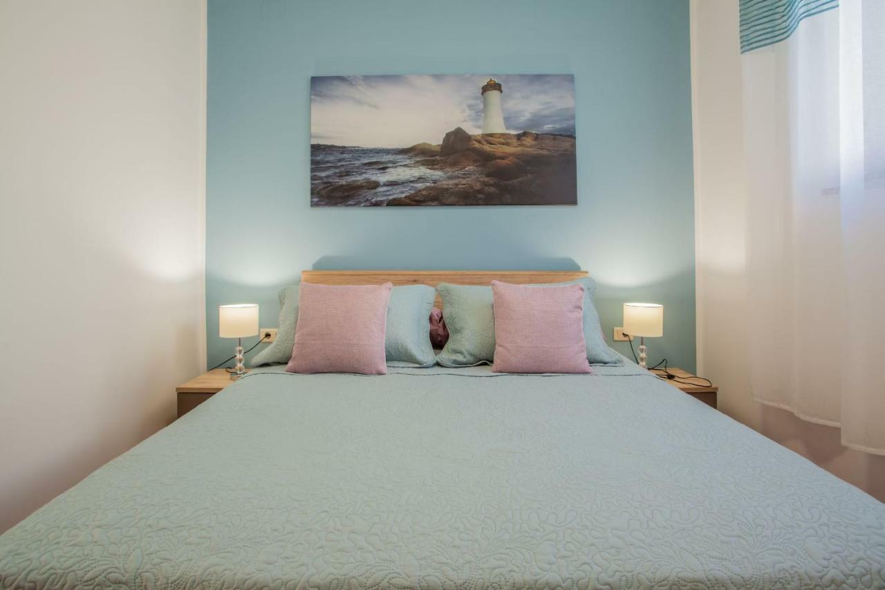 Apartments Eva Cres Εξωτερικό φωτογραφία