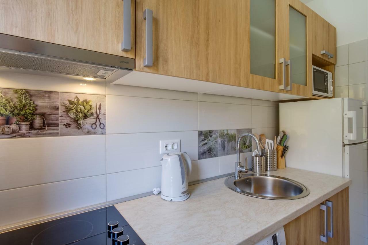Apartments Eva Cres Εξωτερικό φωτογραφία